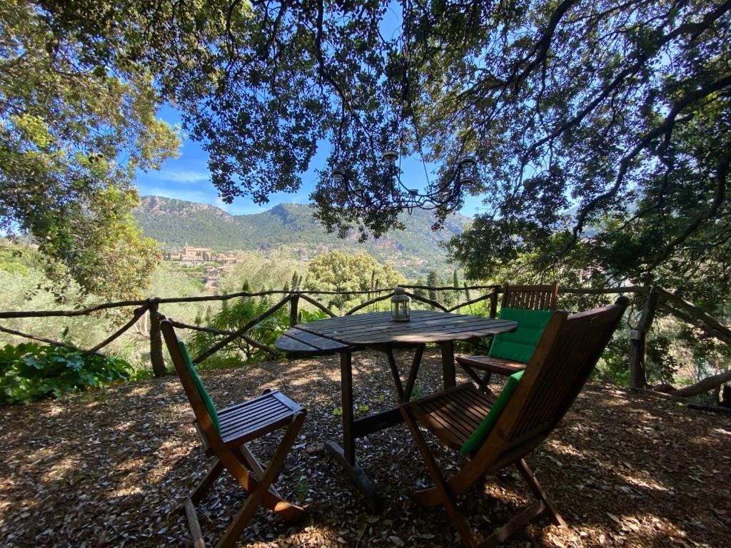 Fabulous Rustic Set On Mountain With Unique Views Villa Valldemossa (Mallorca)